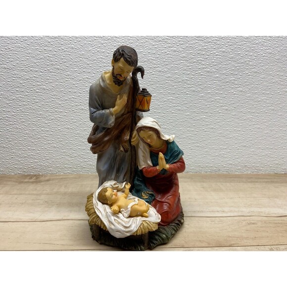 Unbranded Other - Nativity Scene Holy Family Mary,Joseph And Jesus Figurine